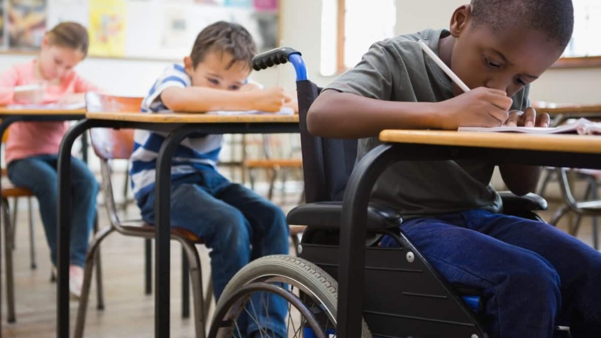 Comprehensive Care: Finding the Best Therapists and Schools for Special Children in Lahore